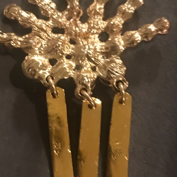 - Neiman Marcus Multicolored Crystals Gold Plated - Picture 4 of 5